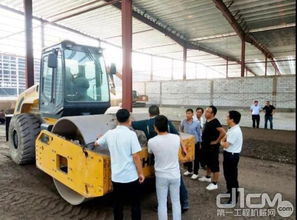 山推成套路面設(shè)備助力格力電器智能產(chǎn)業(yè)園建設(shè)，打造高質(zhì)量施工典范